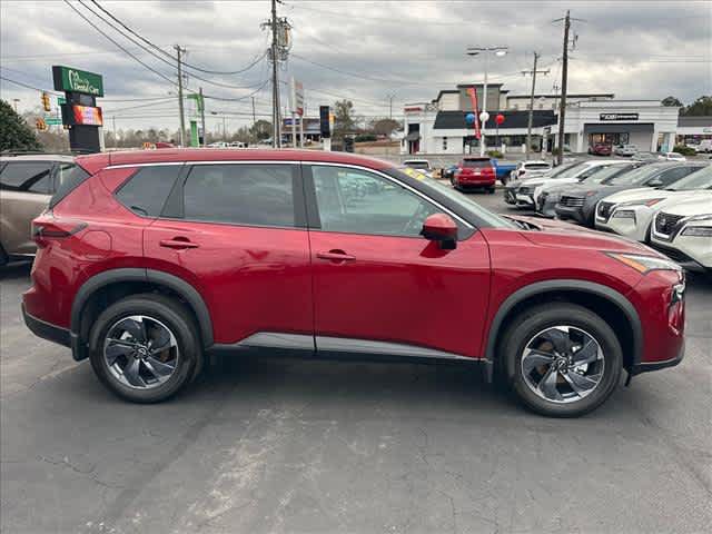 Used 2026 Nissan Rogue SV FWD image 2