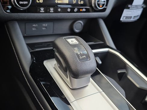 New 2026 Mitsubishi Outlander ES FWD image 21