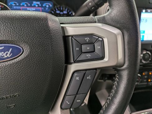 Used 2017 Ford F250 Lariat w/ Chrome Package AWD/4WD image 20