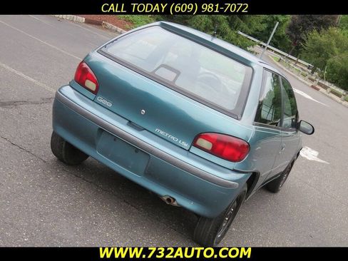 Used 1996 Geo Metro LSi FWD image 16