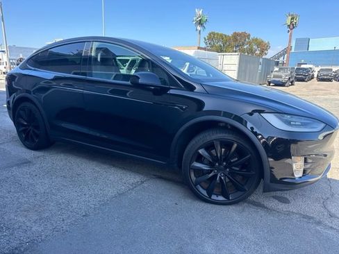 Used 2020 Tesla Model X Long Range AWD/4WD image 4