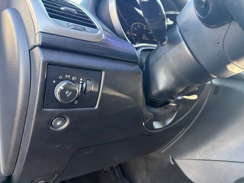 Used 2021 Jeep Grand Cherokee Laredo X AWD/4WD image 10