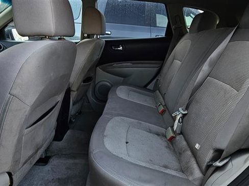 Used 2012 Nissan Rogue SV image 16