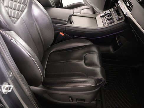 Used 2022 Hyundai Palisade Limited image 15