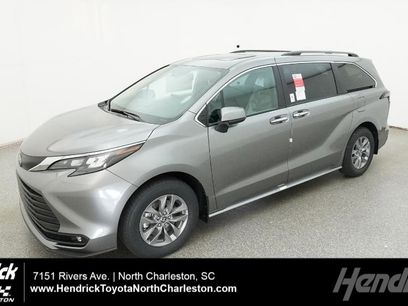 New 2026 Toyota Sienna XLE