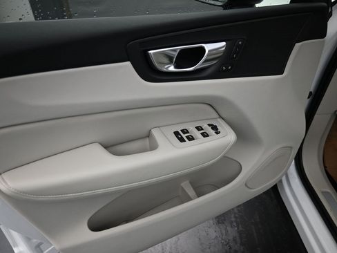 New 2025 Volvo XC60 T8 Core w/ Climate Package image 11