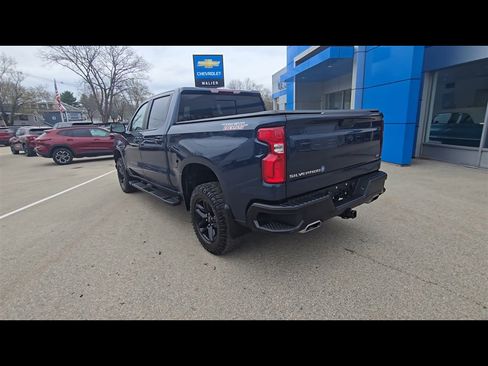 Used 2021 Chevrolet Silverado 1500 LT Trail Boss w/ Convenience Package II AWD/4WD image 6