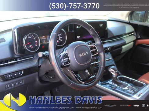 Used 2022 Kia Carnival SX image 12