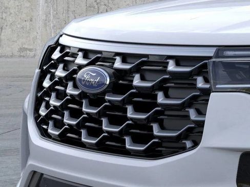 New 2026 Ford Explorer Platinum AWD/4WD image 17