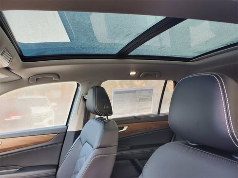 New 2026 Volkswagen Atlas SE image 7