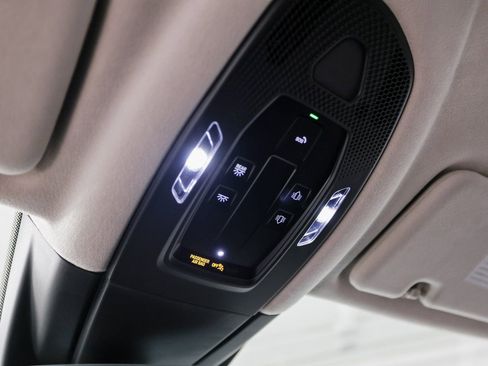 New 2026 Porsche Cayenne S image 21