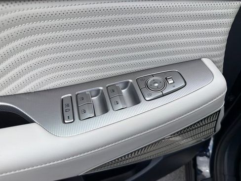 Used 2025 Hyundai Palisade Calligraphy AWD/4WD image 12