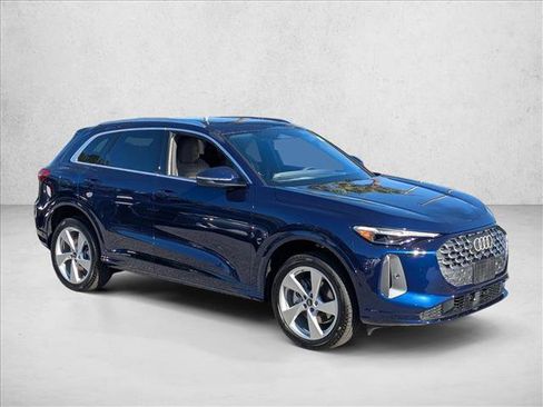 New 2025 Audi Q5 Premium Plus image 5