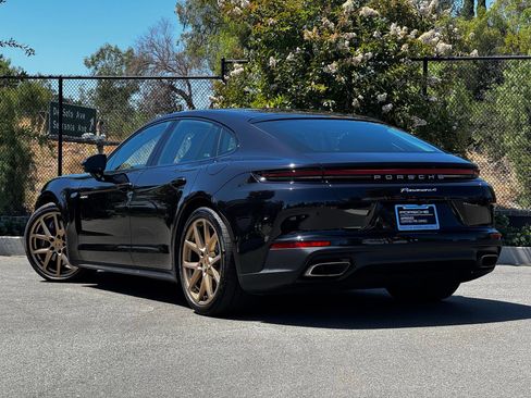 New 2026 Porsche Panamera 4 E-Hybrid AWD/4WD image 3