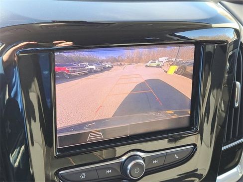 Used 2020 Chevrolet Traverse LS image 14