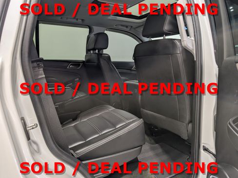 Used 2018 GMC Yukon Denali w/ Denali Ultimate Package AWD/4WD image 17