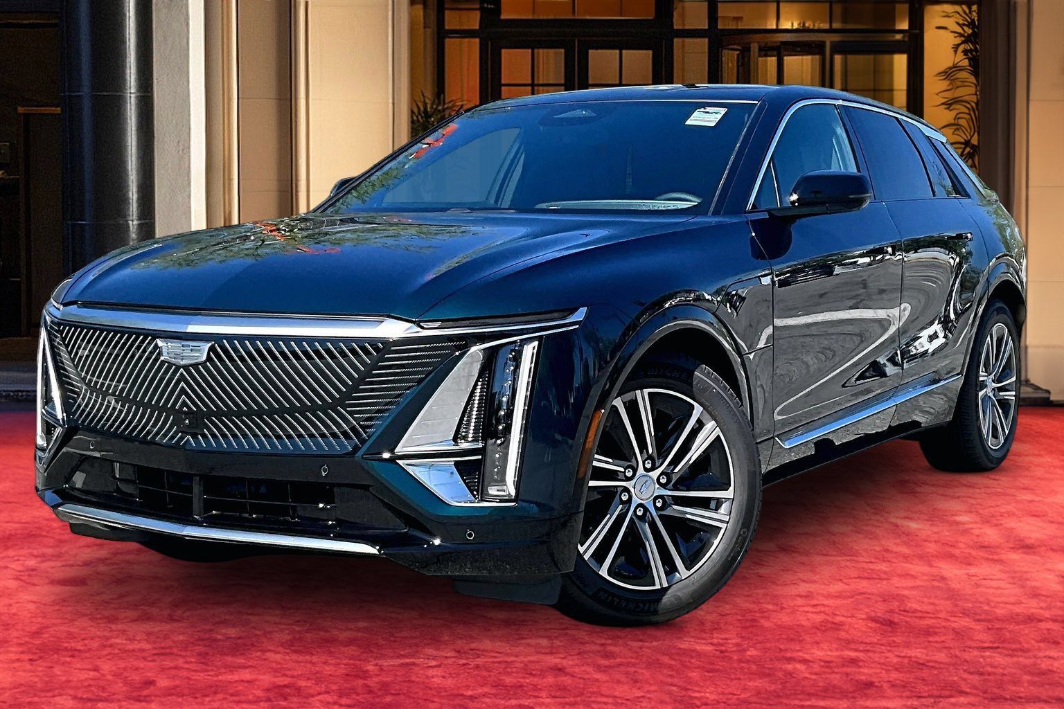 New 2026 Cadillac Lyriq Luxury w/ LPO, Floor Liner Package AWD/4WD image 1