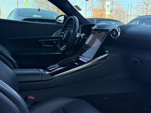 Used 2023 Mercedes-Benz SL 43 AMG image 23