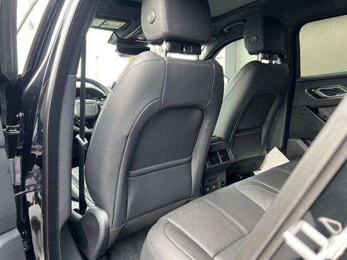 New 2025 Land Rover Range Rover Velar Dynamic SE AWD/4WD image 13