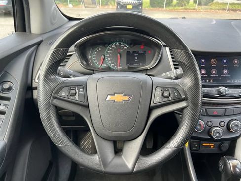 Used 2020 Chevrolet Trax LS w/ Tint and Cruise Package FWD image 18