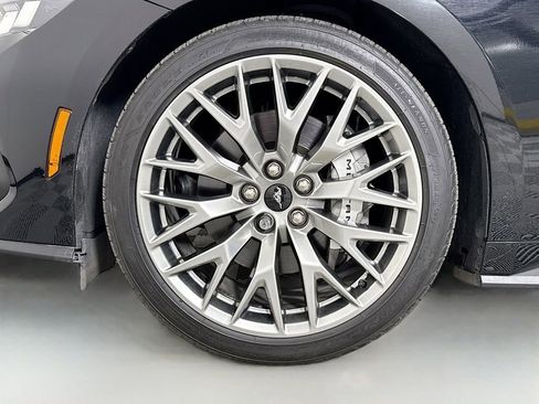 Used 2024 Ford Mustang GT Premium image 30