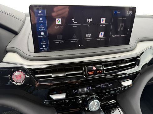 Used 2025 Acura MDX FWD w/ Technology Package image 12