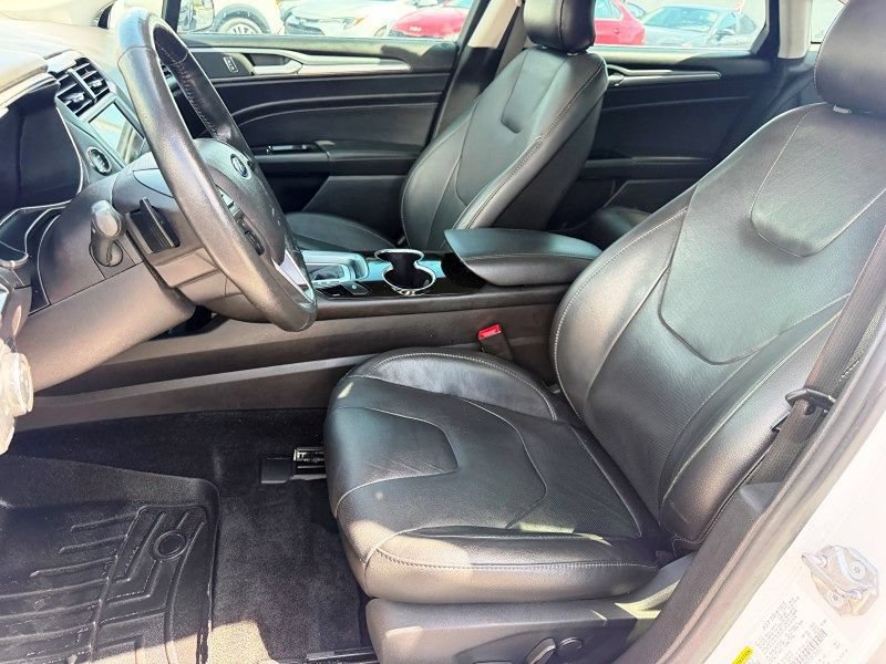 Used 2016 Ford Fusion Titanium FWD image 13