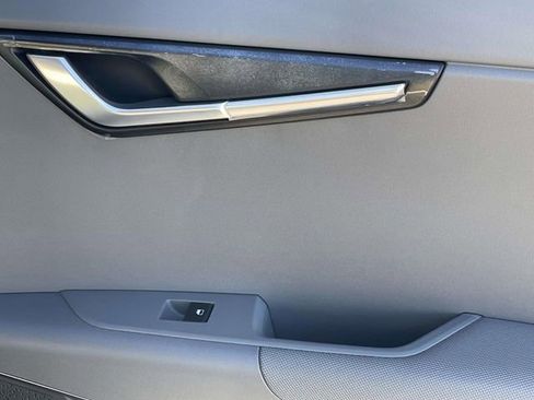 New 2026 Kia Niro SX image 21