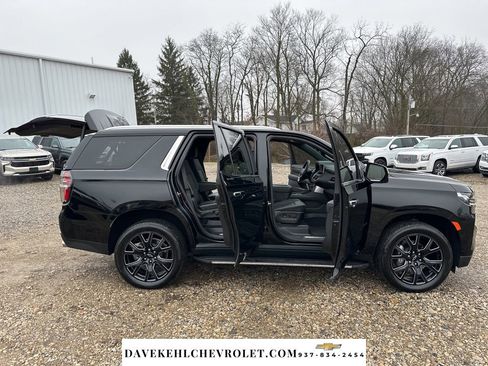 Used 2024 Chevrolet Tahoe Premier w/ Premium Package 2 image 34