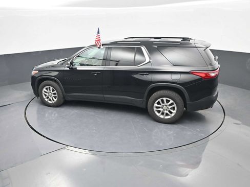 Used 2020 Chevrolet Traverse LT w/ LPO, Blackout Package AWD/4WD image 34