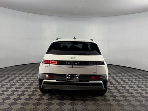 Used 2025 Hyundai Ioniq 5 SEL AWD/4WD image 6