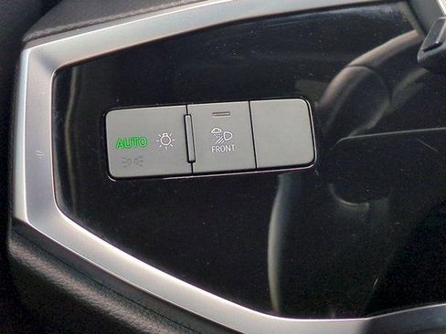 Used 2024 Audi Q3 2.0T Premium AWD/4WD image 17