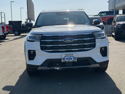 New 2026 Ford Explorer Active w/ Active Comfort Package RWD image 2