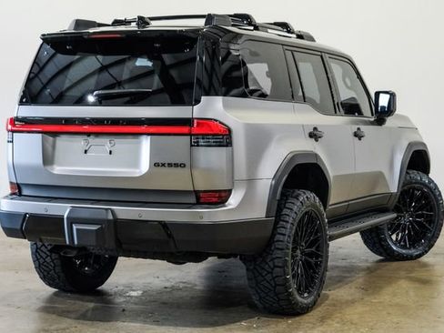 Used 2026 Lexus GX 550 image 5