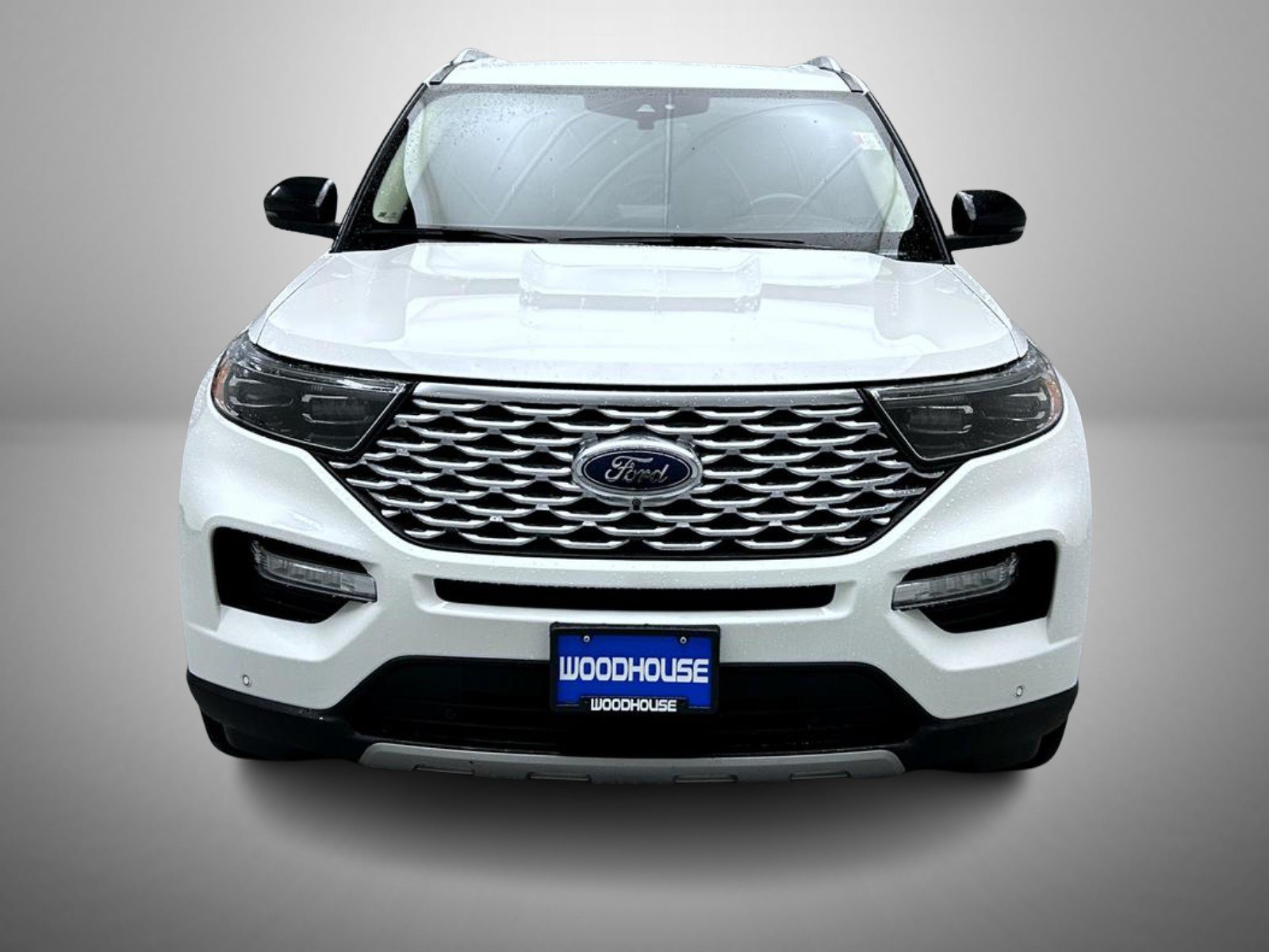 Used 2020 Ford Explorer Platinum w/ Premium Technology Package AWD/4WD image 2