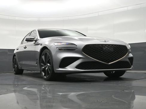 Used 2023 Genesis G70 2.0T w/ Sport Prestige Package RWD image 29