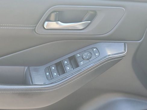 Certified 2024 Nissan Rogue SV w/ SV Premium Package image 22