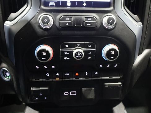 Used 2019 GMC Sierra 1500 SLT w/ SLT Premium Package image 26
