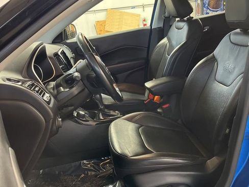 Used 2021 Jeep Compass Limited image 3