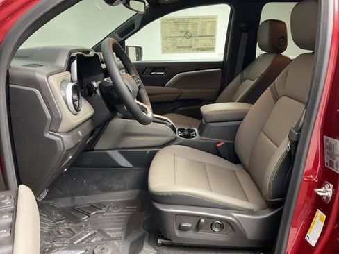 New 2026 Chevrolet Colorado ZR2 w/ Technology Package AWD/4WD image 12