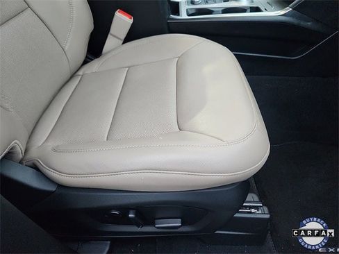 Certified 2023 Ford Explorer Limited w/ Limited Technology Package image 34