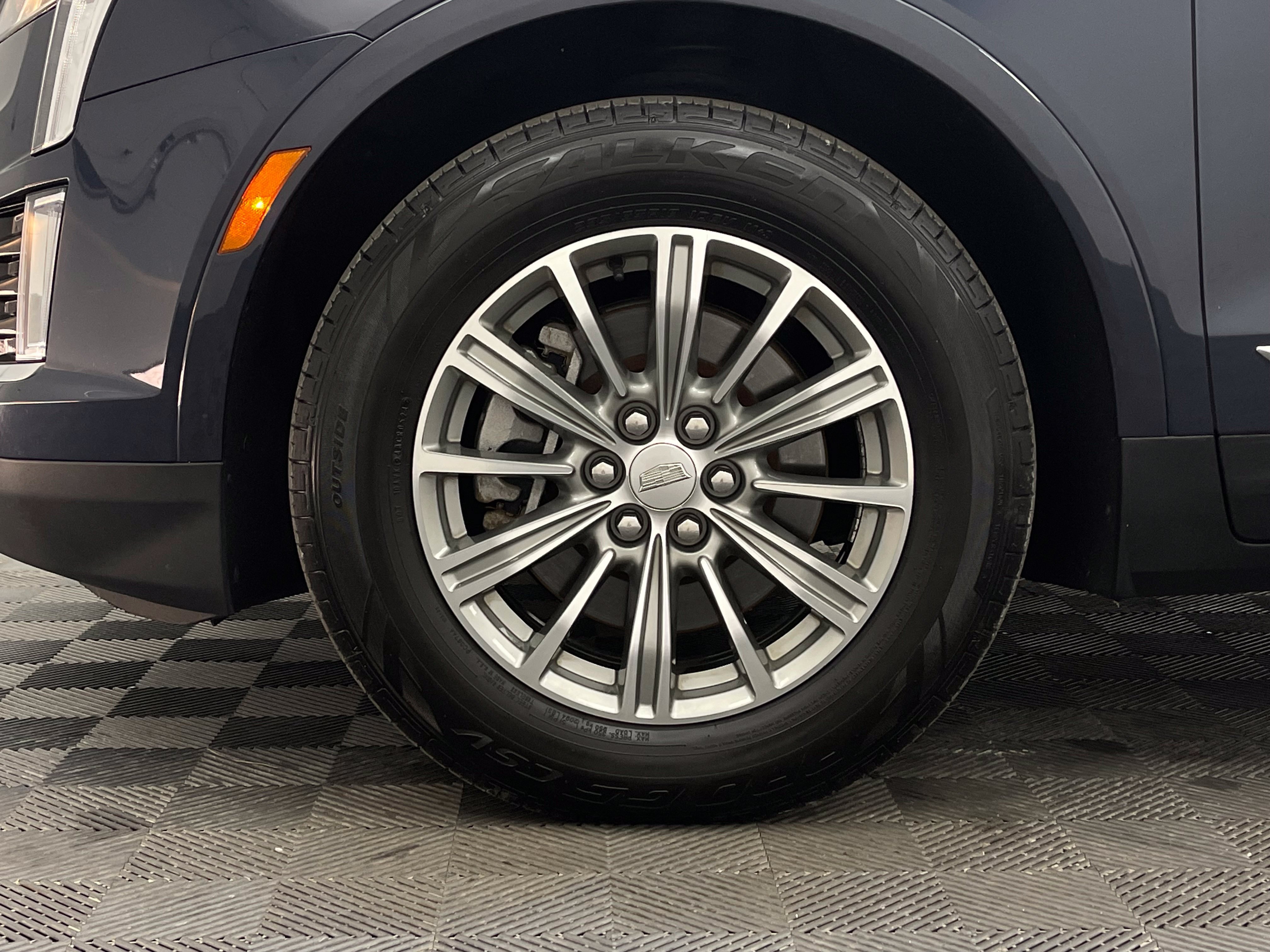 Used 2018 Cadillac XT5 Luxury FWD image 15