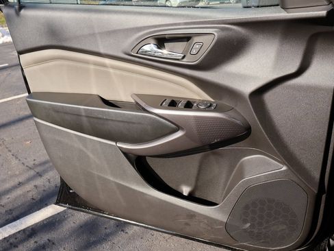 Used 2025 Chevrolet Trax ACTIV w/ Driver Confidence Package image 36