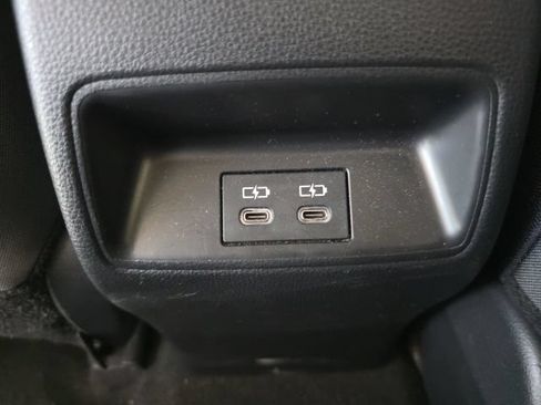 Used 2025 Toyota Corolla LE FWD image 23