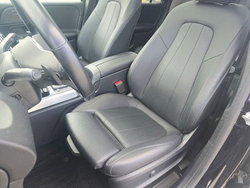 Certified 2023 Mercedes-Benz GLB 250 4MATIC w/ Premium Package image 26