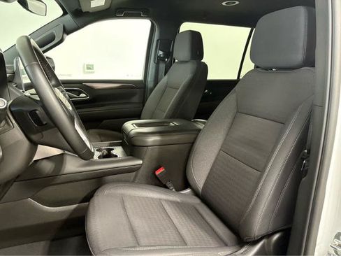 Used 2024 GMC Yukon XL SLE AWD/4WD image 14