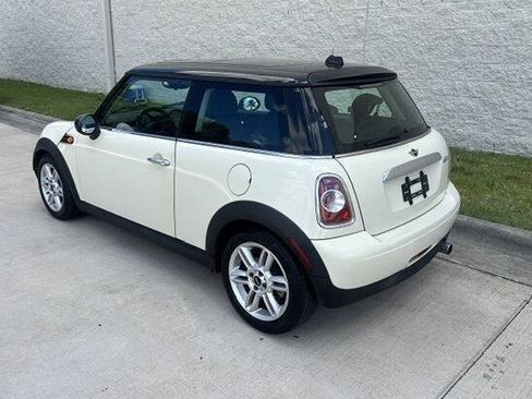 Used 2011 MINI Cooper Hardtop FWD image 16