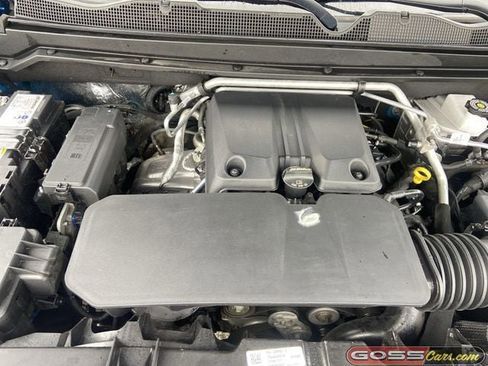 Used 2024 GMC Canyon AT4 w/ AT4 Premium Package image 31