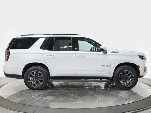 Used 2023 Chevrolet Tahoe Z71 w/ Luxury Package AWD/4WD image 8