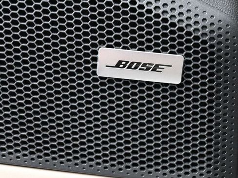 Certified 2025 Porsche Macan Electric image 23